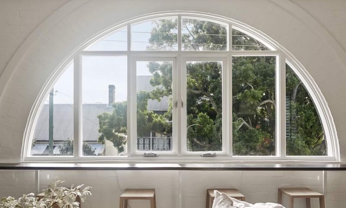 Cooks Hill Apartment | Flourish ON Bull - Stunning New Loft Apartment - Iconic Building