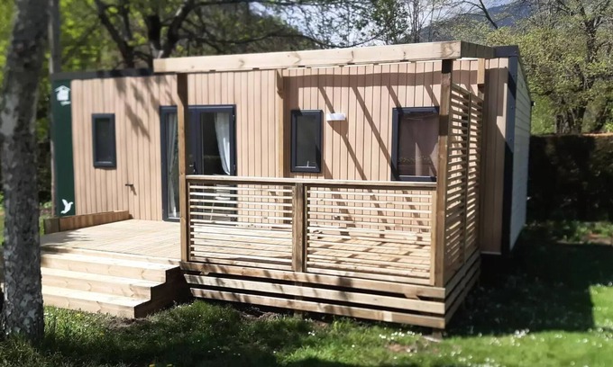 Vicdessos House | Flower Camping LA BEXANELLE * - Home Flower Premium 33m2 - 3 bedrooms + TV + LV + terrace 6 people