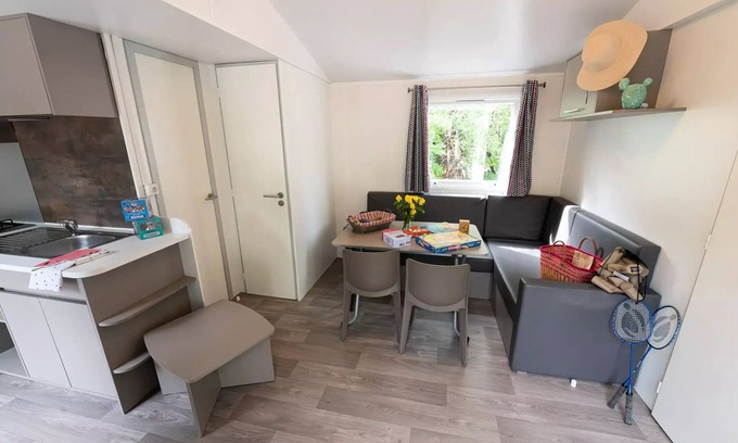 Die House | Flower Camping la Pinède * - Mobile home Comfort Cocoon 28m2 - 2 bedrooms + covered terrace - 4 people