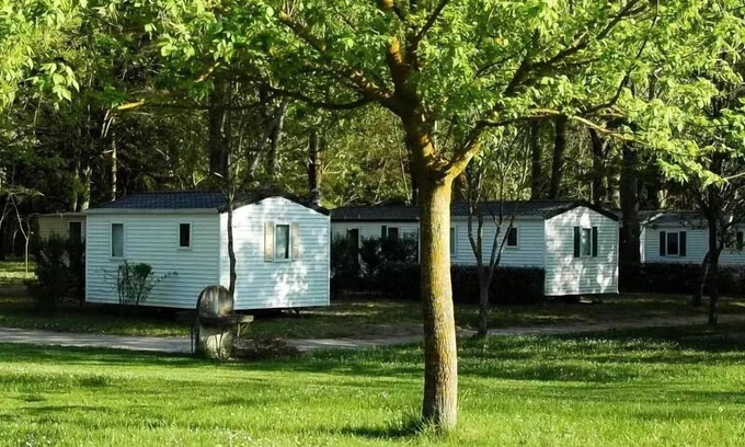 Millau House | Flower Camping Saint Lambert * - Mobile home Standard 19m2 2 bedrooms - Semi-covered terrace 4 people