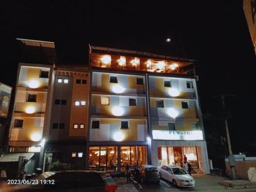 Ambohibao Hotel | FLY INN Madagascar HOTEL - Navette GRATUITE H24 - à 300m de l'Aéroport International Ivato-Antananarivo