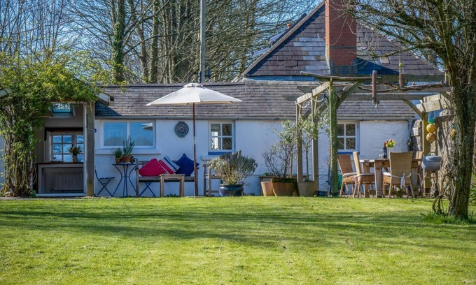 Lawrenny Cottage | Flygate - 2 Bedroom Cottage - Lawrenny