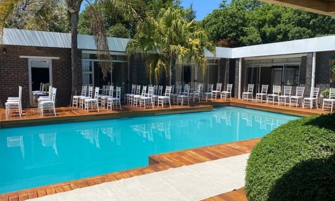 Randpark Ridge Cabin | FM GUEST LODGE