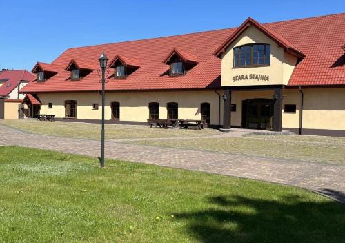Ostrow Wielkopolski Bed & Breakfast | Folwark Polski