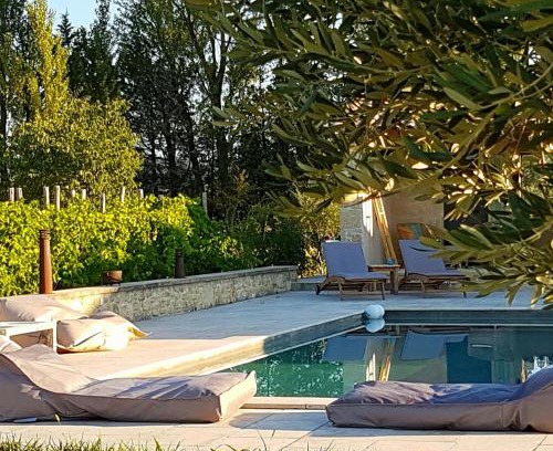 Castillon-du-Gard Bed & Breakfast | Fontaine de Cérier