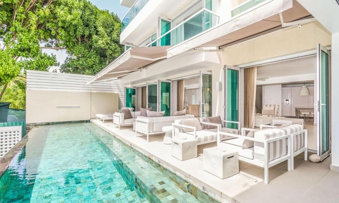 Mount Standfast House | Footprints by Blue Sky Luxury