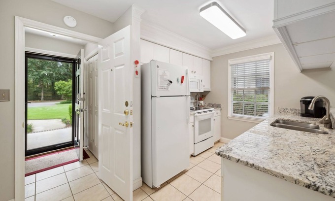 Pawleys Island Condo | Fore Your Pleasure At Pawleys Plantation 2 Bedroom Condo by Peace Vacations