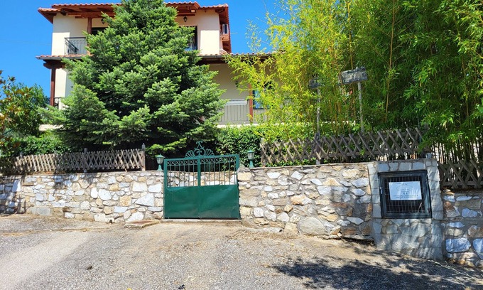 Kavala House | Forest House