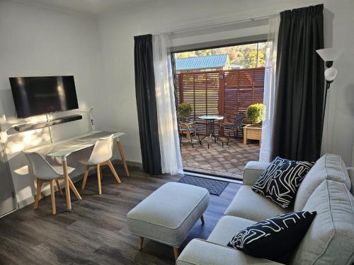 Lynmore Apartment | Forest Hub
