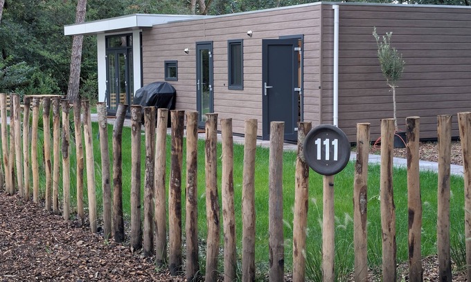 Municipality of Hellendoorn Ski Chalet | Forest Lodge 111 + Hot tub Het Groene Hert