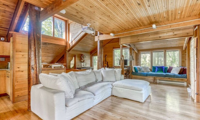 Portland House | Forest Park Hideaway | Nature Oasis Near City
