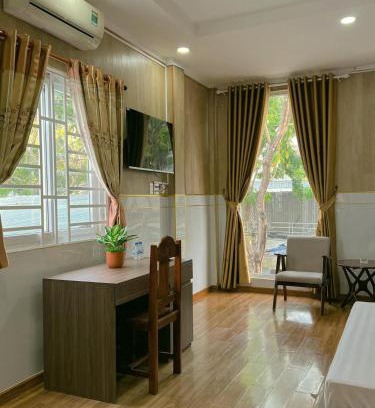Ninh Kieu House | Forever Motel