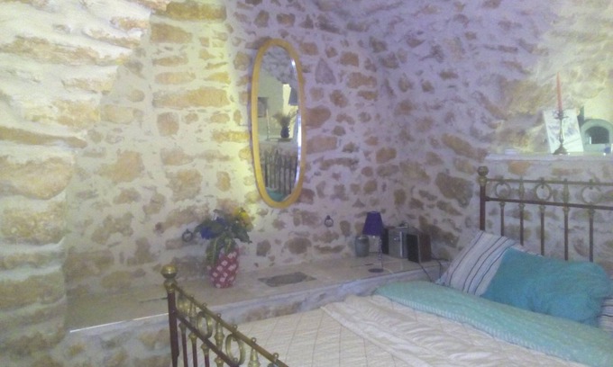 Jouques House | Former Sheepfold LOFT voutes 25km N Aix13