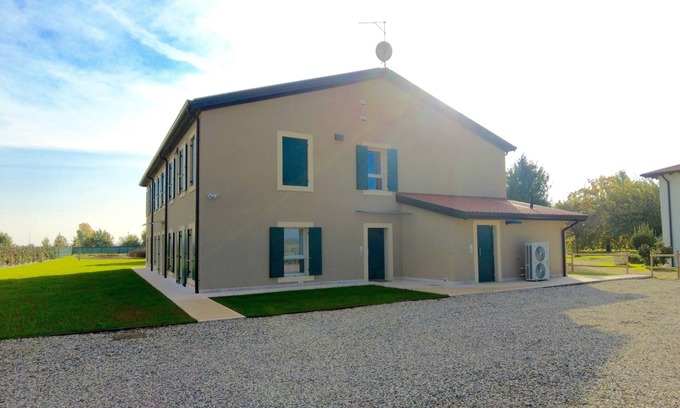 Villafranca di Verona Apartment | Fornaci Court - the Poet