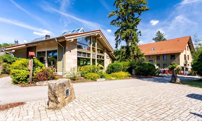 Schoenstedt Hotel | Forsthaus Thiemsburg im Nationalpark Hainich