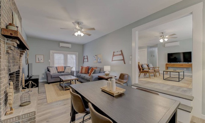 State Park House | Fort Jackson Family Abode 3BD 2BA Home RENOVATED