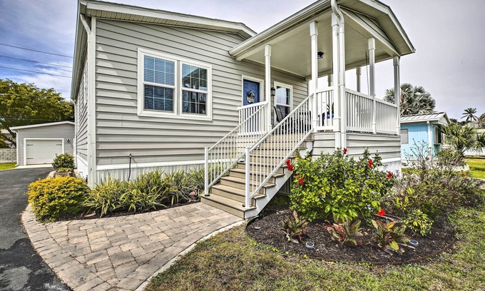 Truckland House | Fort Myers Home Near Sanibel Island Causeway