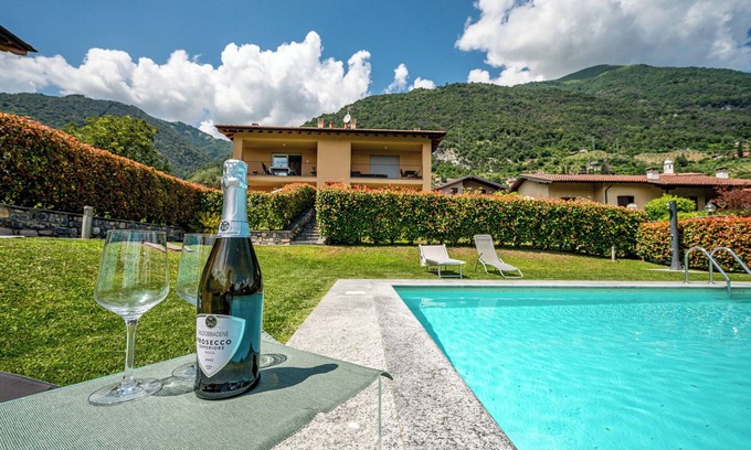 Tremezzina Apartment | Fortuna Holiday Apartment with Pool