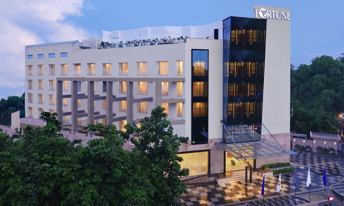 Auli Hotel | Fortune Park BBD, Lucknow - Member ITC Hotels' Group
