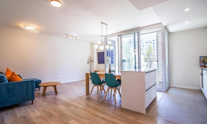 El Besos i el Maresme Apartment | Forum casa Barcelona