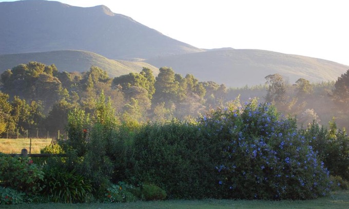 Die Barakke House | Four Fields Farm