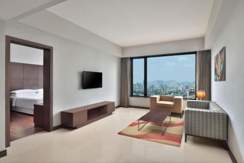Vashi Hotel | Four Points by Sheraton Navi Mumbai, Vashi