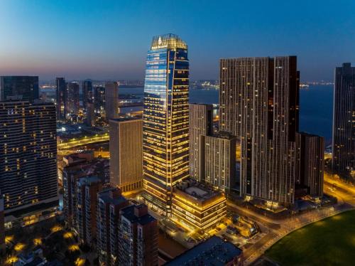 Dalian City Center Hotel | Four Seasons Hotel Dalian