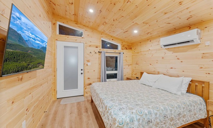 Martin City Cabin | Foxglove Micro Cabin at Spotted Bear Retreat