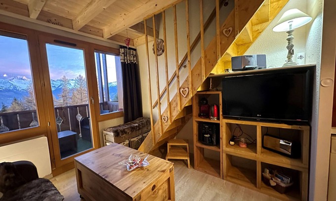 Bellentre Apartment | Renovated duplex 3R+cab 6 ppl, balcony, Mont Blanc view