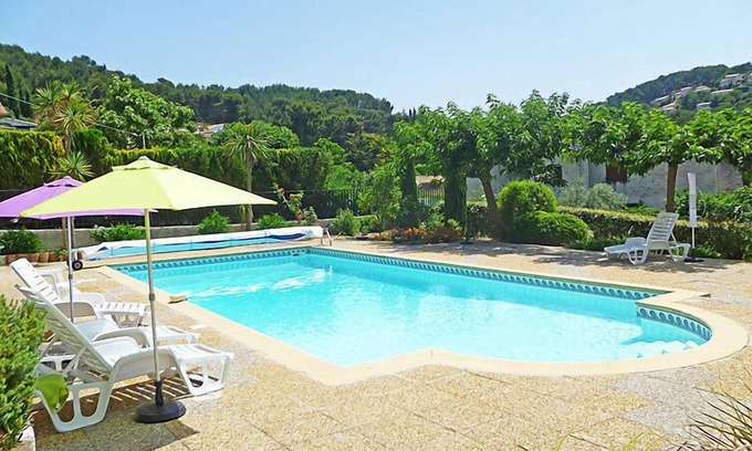 La Madrague Apartment | La Madrague d'Azur by Interhome