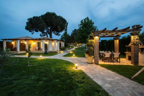 Andravida-Kyllini Apartment | Fragos Garden Studios