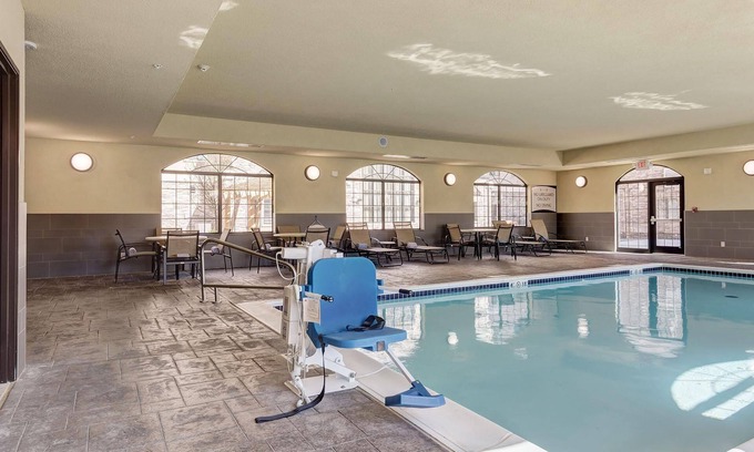 Maryland Heights Apartment | Free Breakfast + Shared Pool, Gym, and BBQ Area | Perfect Family Vacation!