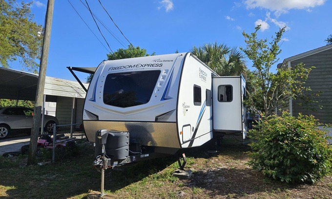 Cocoa House | Freedom Express RV - Modern, Reliable & Cozy