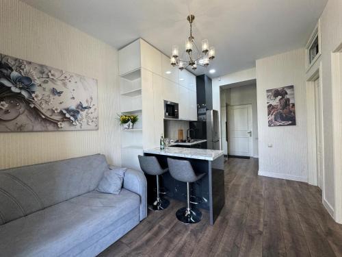 Tbilisi Apartment | freedom