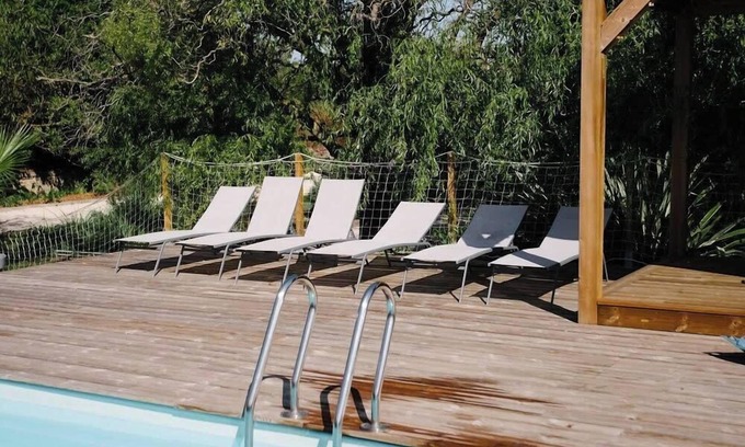 Althen-des-Paluds House | Freesia - Suite dans Mas Provençal du 18ème siècle