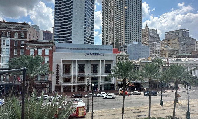 Central Business District Apartment | French Quarter LocationJimmy's on Canal St.Ste 3