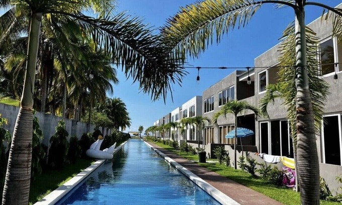 Costa Del Sol Apartment | Frente a la playa, bellos atardeceres en acojedor Apartamento hasta 10 peronas