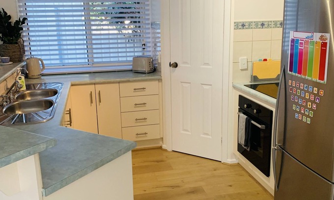 Nairne House | Fresh and modern yet homely; it has absolutely everything you'll need!