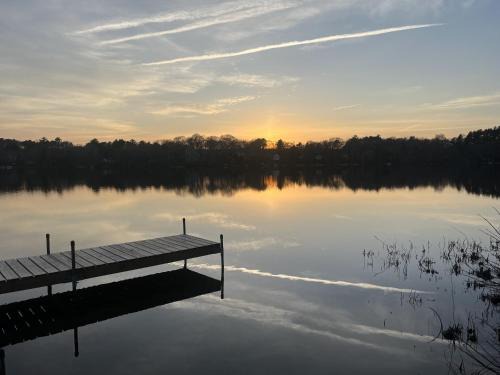 Cedar Bushes House | Fresh Pond East
