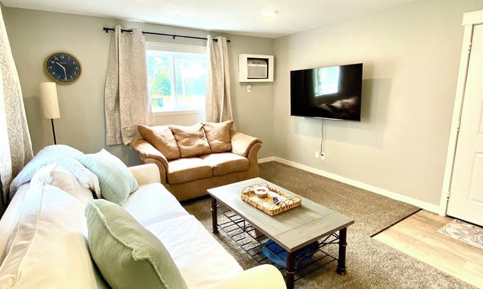 Cedar Rapids - Iowa City Apartment | Fresh & Thrilling Apartment