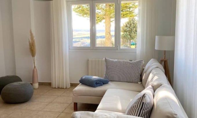 Fresno de Rodilla House | Fresno Vista