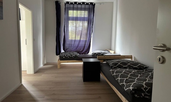 Barmen Apartment | Frisch Sanierter Altbau mit Toller Anbindung
