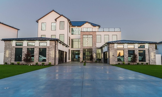 Frisco Villa | FRISCO DIAMOND ESTATE - a Brand New Ultra Luxury Mansion! Pool & Patio Paradise!