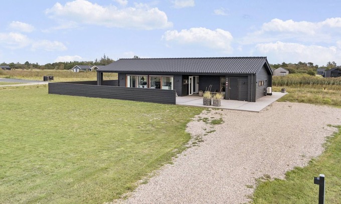 Bratten Strand House | "Frithbjorn" - 900m from the sea by Interhome