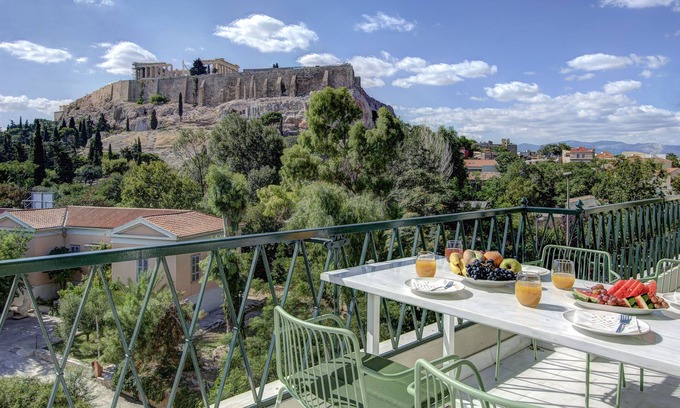 Athens City Centre Apartment | Frixos Acropolis luxury apartment
