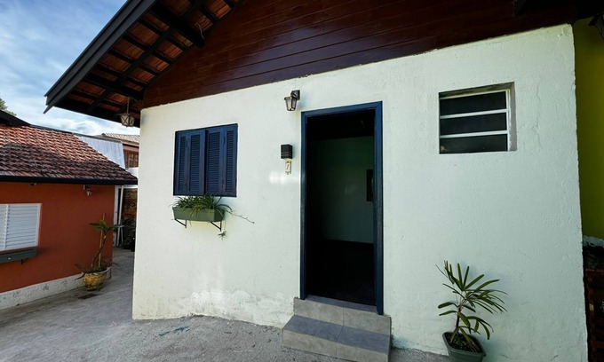 Abernessia Apartment | ft1 Suite com Banheiro Privativo no Centro de Campos do Jordão