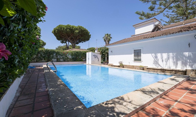 Los Gallos-Cerromolino Villa | FUENTE ALEGRE - Beautiful villa with private pool.