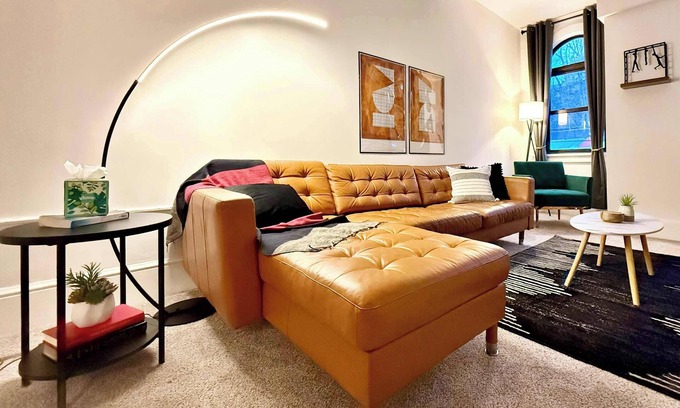 Verona Apartment | Full Kitchen, Near Oakmont CC