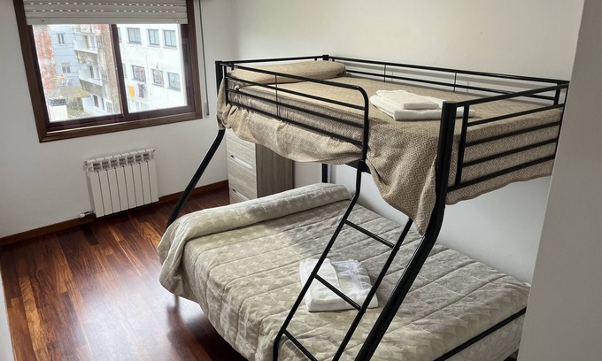 Padron Apartment | Fully equipped and quiet apartment 400 meters from the center of Padrón.n