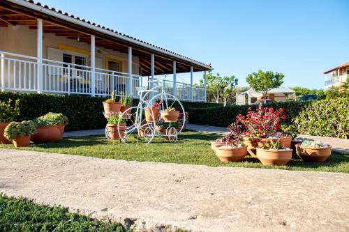 Papadhianika House | Fully Equipped Beach House at Pachia Ammos Plytra